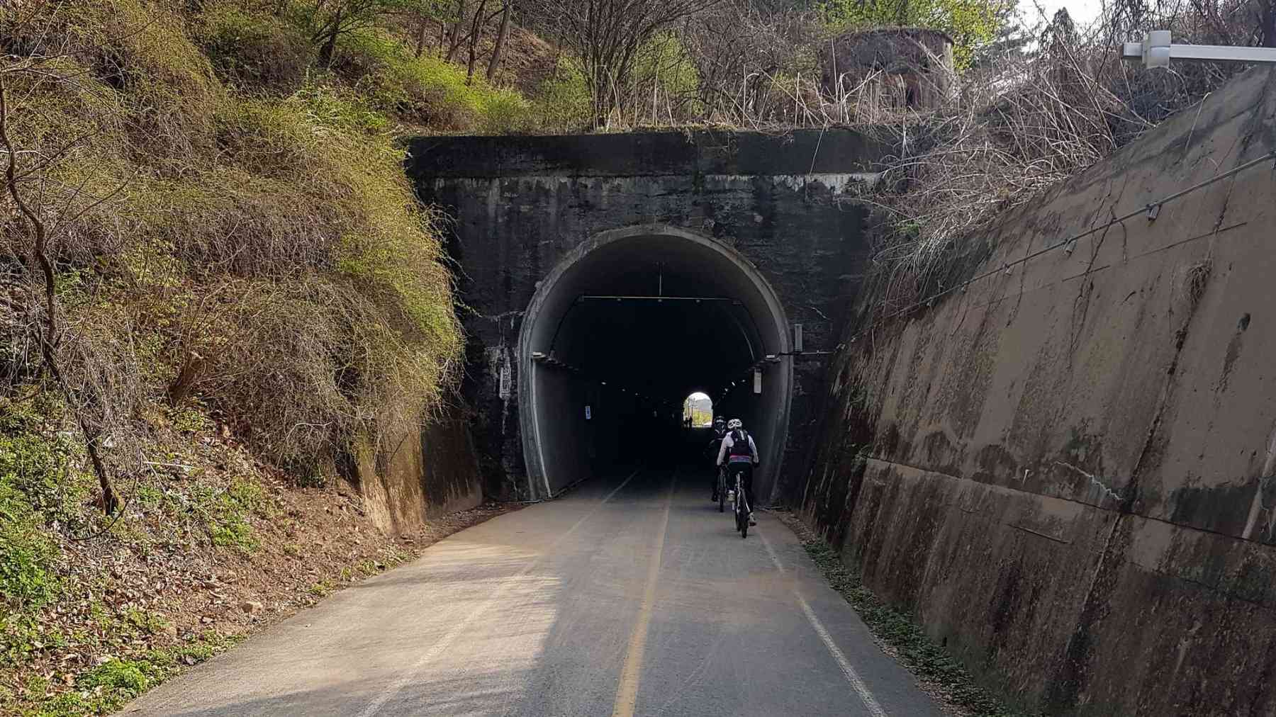 Chuncheon ⟷ Hanam Path Tunnel