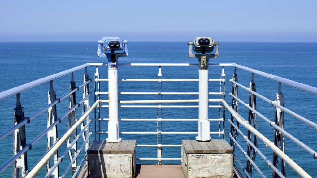 The viewing deck at Mangyang Service Area on the East Sea in Uljin County.