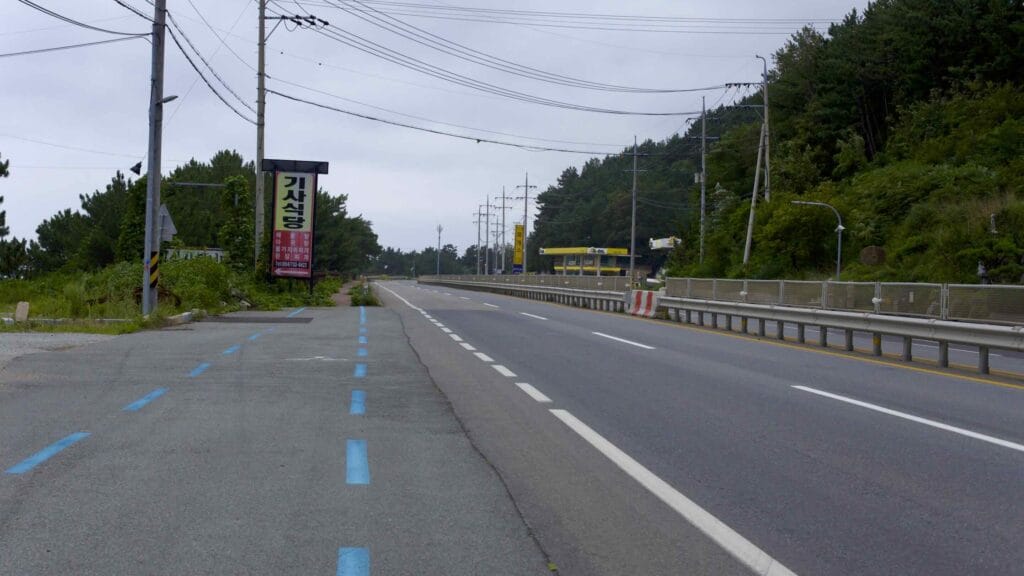 Route 7 travels from Pohang City up to Goseong County. It crosses into North Korea and beyond.