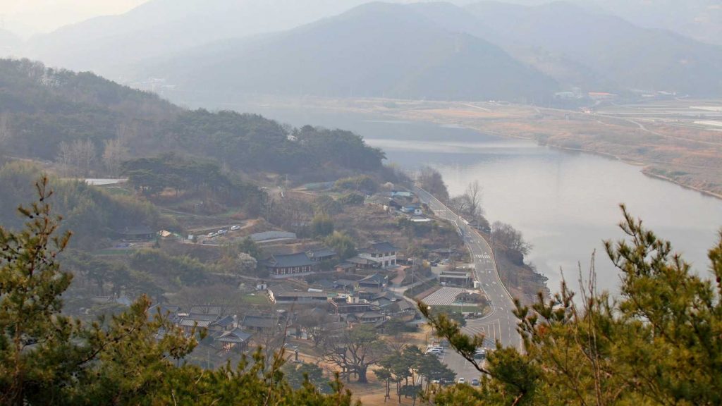 A bird's-eye picture of Dodong Seowon Confucian Academy (도동서원) in Dalseong County, South Korea.