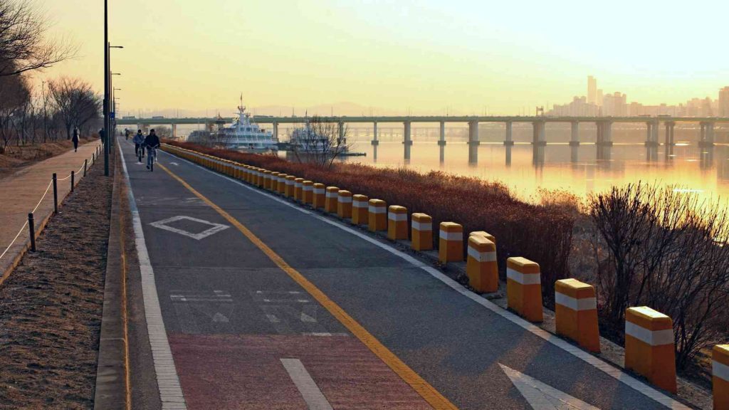 Hangang Bike Path in Seoul at sunset.