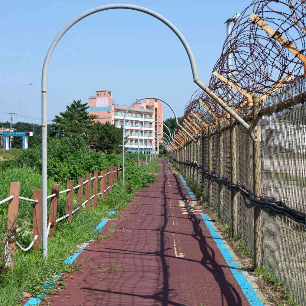 Sokcho ⟷ Daejin Barb Wire Path
