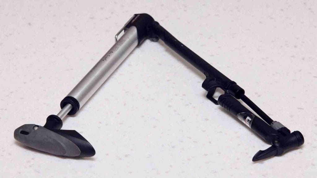 A picture of a portable air pump.