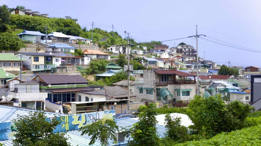 A picture of Nomul Port (노물항) in Yeongdeok County, South Korea.