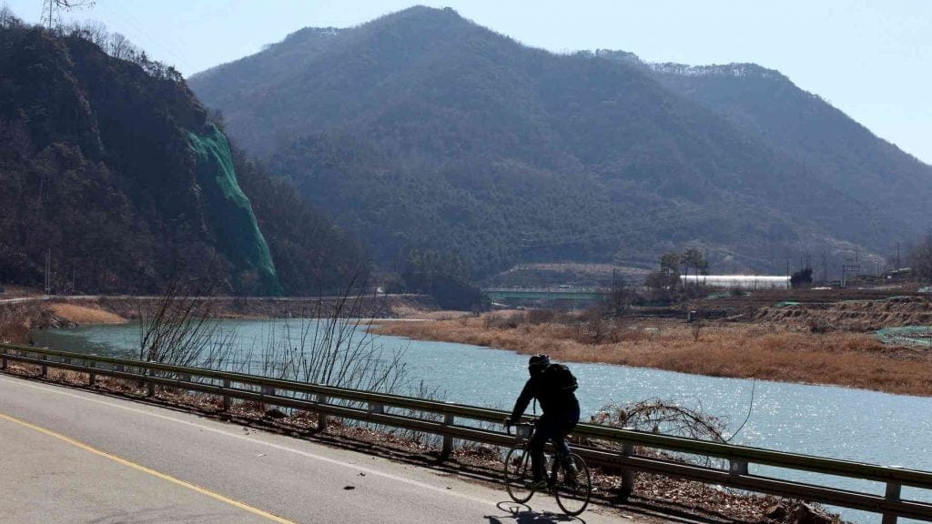 The Sobaek Mountain Range (소백산맥) rises south of downtown Chungju City on the Saejae Bike Path Saejae Bicycle Path (새재자전거길).