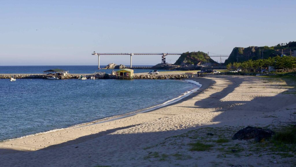A picture of Deunggi Mountain Park (후포등기산공원; map) in Hupo Port, Uljin County, South Korea.