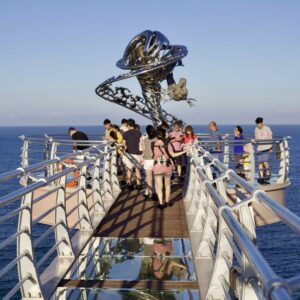 A picture of Deunggi Mountain Skywalk (등기산 스카이워크) in Hupo Port, Uljin County, South Korea.