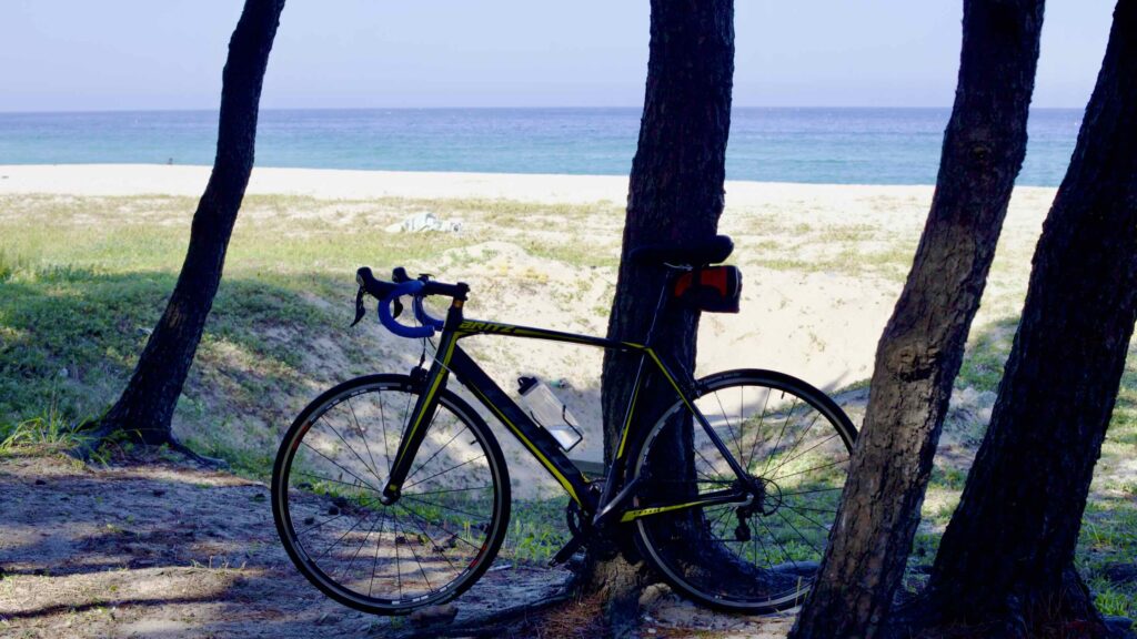 A picture of Giseong Mangyang Beach (기성망양해수욕장) in Uljin County, South Korea.