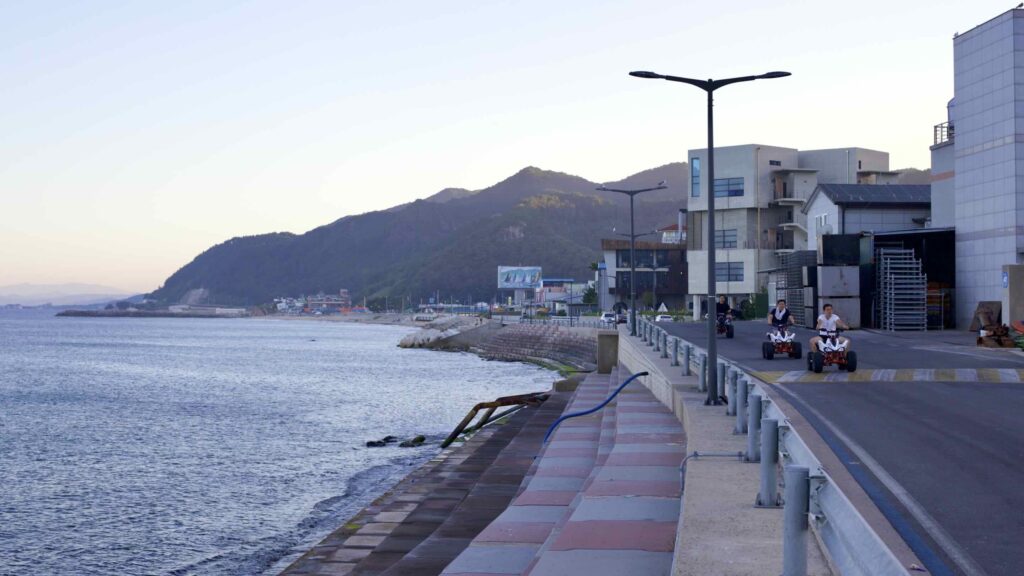 A picture of pensions at Hupo Port (후포항) in Uljin County, South Korea.