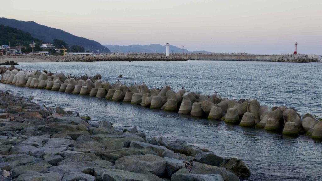 A picture of Baekseok Port (백석항) in Yeongdeok County, South Korea.