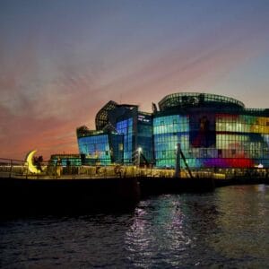 A picture of Some Sevit (세빛섬) in Banpo Hangang Park (반포한강공원) in Seoul, South Korea.