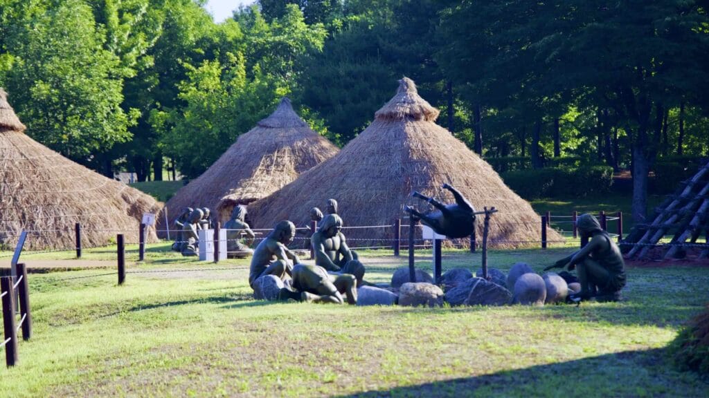A picture of the Amsa Prehistoric Site (암사선사주거지) near the Gwangnaru Hangang Park (광나루한강공원) in Seoul, South Korea.