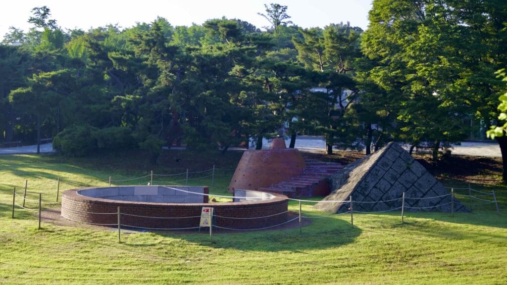 A picture of the Olympic Park (올림픽공원) in the Songpa District in Seoul, South Korea.