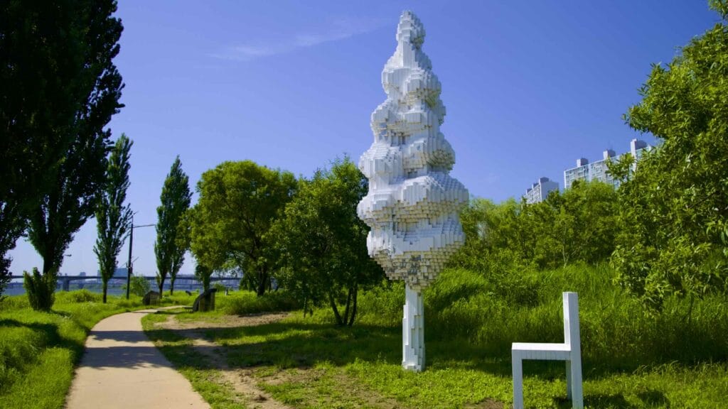 A picture of Hangang Art Park (한강예술공원) in Ichon Hangang Park (이촌한강공원) near the Han River in Seoul, South Korea.