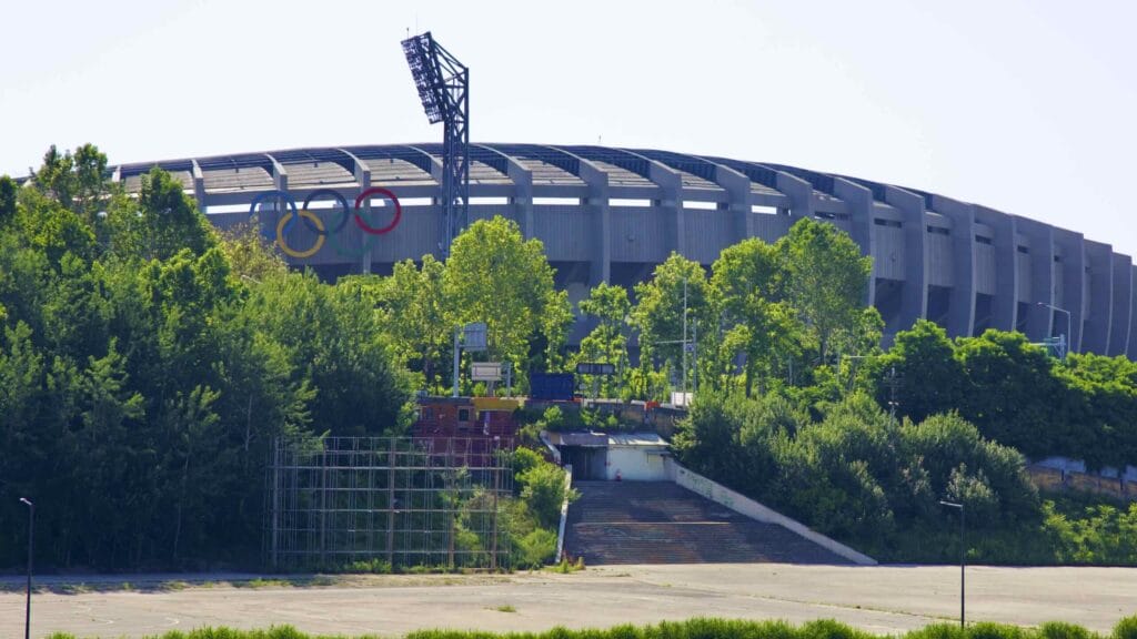 A picture of the Jamsil Sports Complex (잠실종합운동장) near Jamsil Hangang Park (잠실한강공원) in Seoul, South Korea.