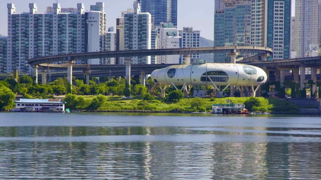 A picture of the J-Bug Cultural Complex (뚝섬자벌레) in Ttukseom Hangang Park in Seoul, South Korea.