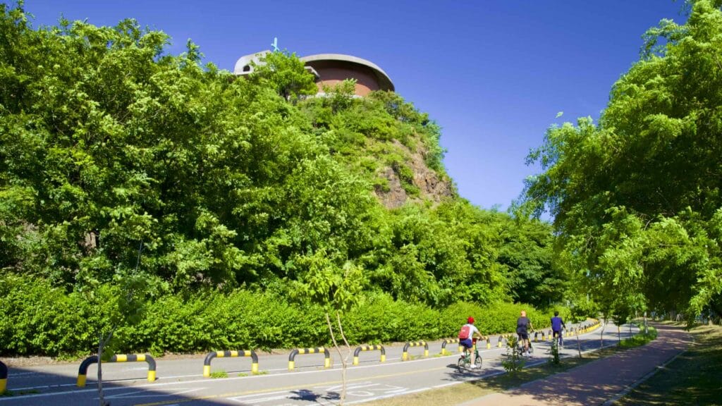 A picture of Jeoldusan Martyrs’ Shrine (절두산 순교성지) near Mangwon Hangang Park (망원한강공원) in Seoul, South Korea.