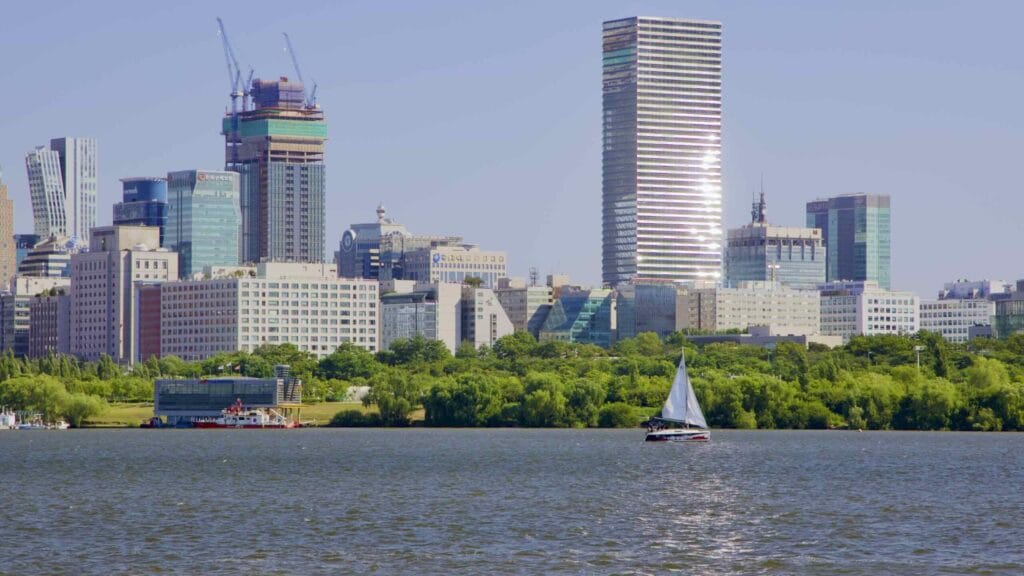 A picture of Seoul Marina Club & Yacht (마리나클럽앤요트) in Yeouido Hangang Park (A picture of a boat near Seoul Marina Club & Yacht (마리나클럽앤요트) in Yeouido Hangang Park (여의도한강공원) in Seoul, South Korea.) in Seoul, South Korea.