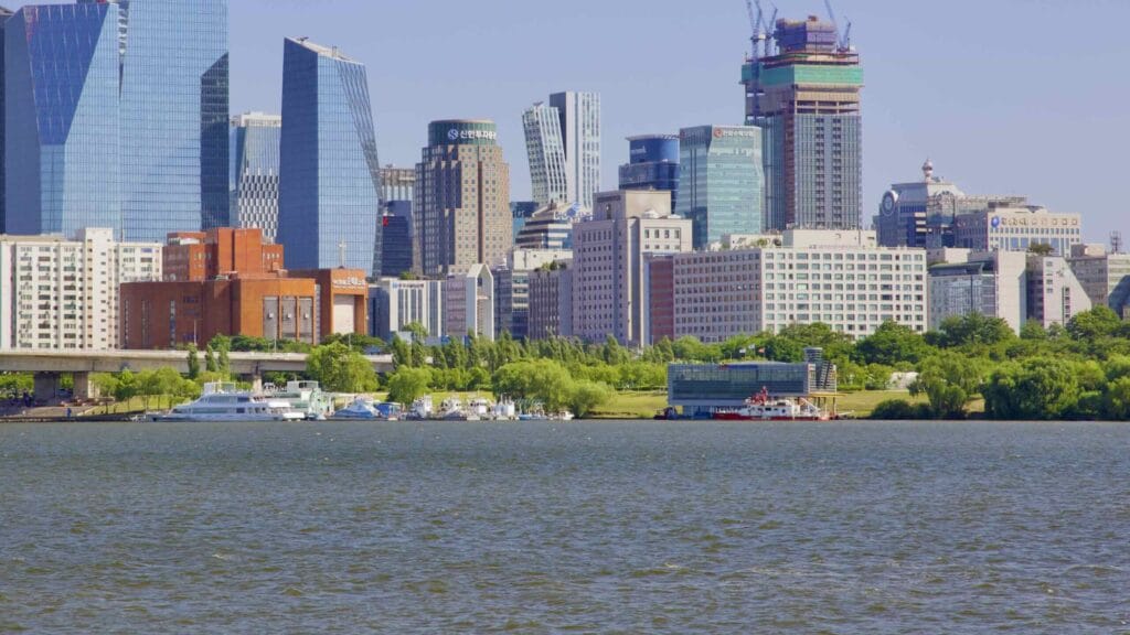 A picture of Seoul Marina Club & Yacht (마리나클럽앤요트) in Yeouido Hangang Park (A picture of a boat near Seoul Marina Club & Yacht (마리나클럽앤요트) in Yeouido Hangang Park (여의도한강공원) in Seoul, South Korea.) in Seoul, South Korea.