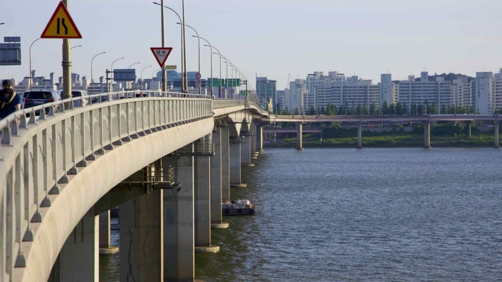 Hangang Bike Path - Seoul - Nanji Hangang Park - Gayang Bridge Han River