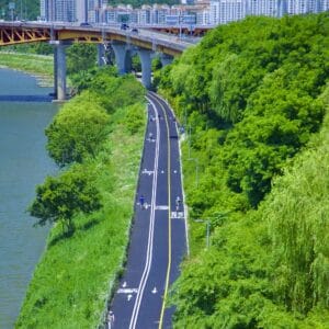 A picture of the bike path by Seongsu Bridge in Ttukseom Hangang Park, Seoul, South Korea.