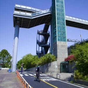 A picture of Seongsu Cloud Bridge (성수구름다리) in Ttukseom Hangang Park (뚝섬한강공원), Seoul, South Korea.