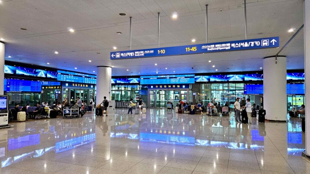 Passengers wait at the intercity bus waiting room on Terminal 2’s basement floor in Incheon International Airport.
