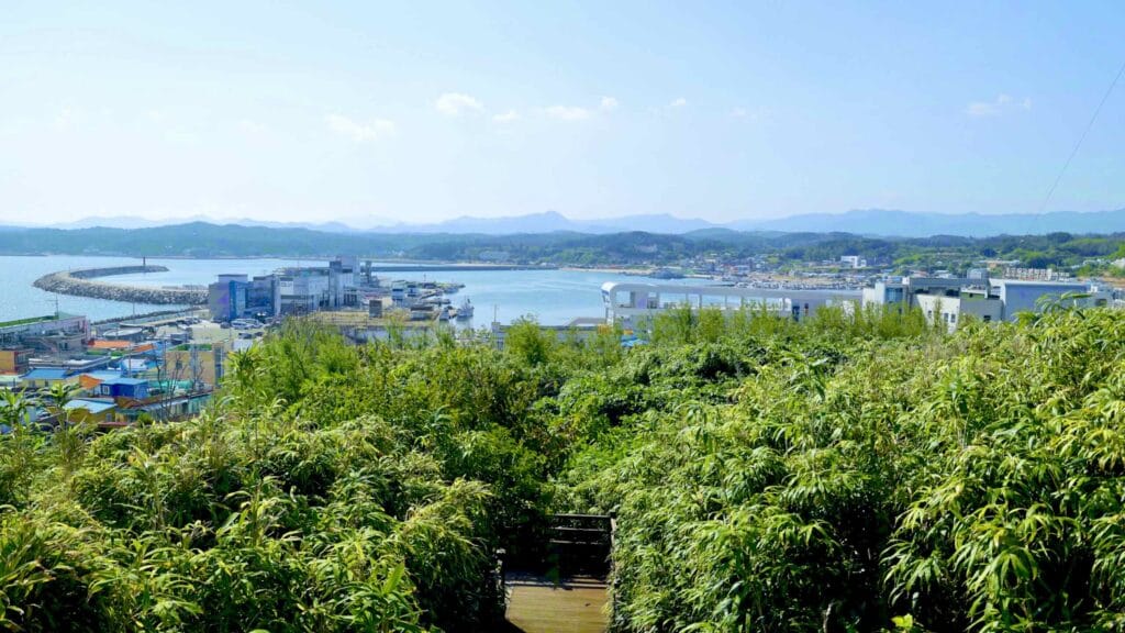 A picture of Jukbyeon Port (죽변항) along the Gyeongbuk (East Coast) Bicycle Path (동해안자전거길 (경북)) in Uljin County (울진군), South Korea.