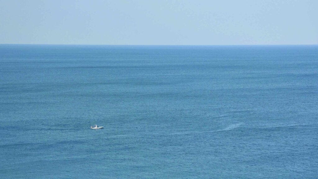 Climb to Mangyang Pavilion and look out. Feel the vastness of the sky. The sea’s disappearing horizon. The majesty of the ris…
