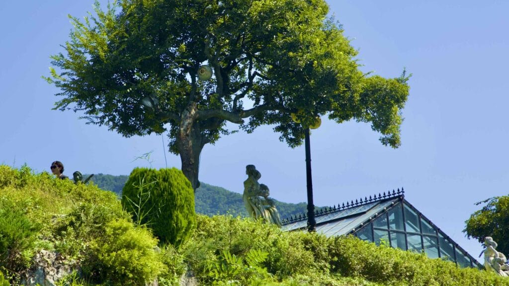 A picture of the sculptures near a cafe on the Hangang Bike Path (한강 자전거길) in Namyangju City (남양주시) South, Korea.