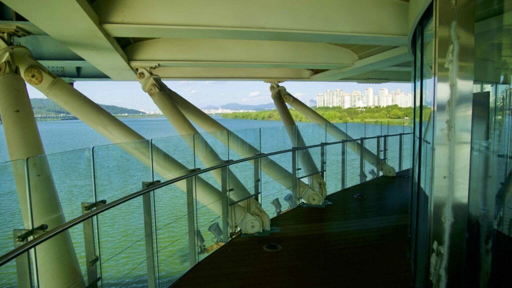 A picture of Riverview 8th Avenue (광진교 8번가) under Gwangjin Bridge (광진교) near Gwangnaru Hangang Park (광나루한강공원) in Seoul, South Korea.