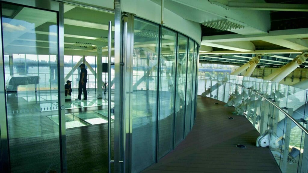 A picture of Riverview 8th Avenue (광진교 8번가) under Gwangjin Bridge (광진교) near Gwangnaru Hangang Park (광나루한강공원) in Seoul, South Korea.