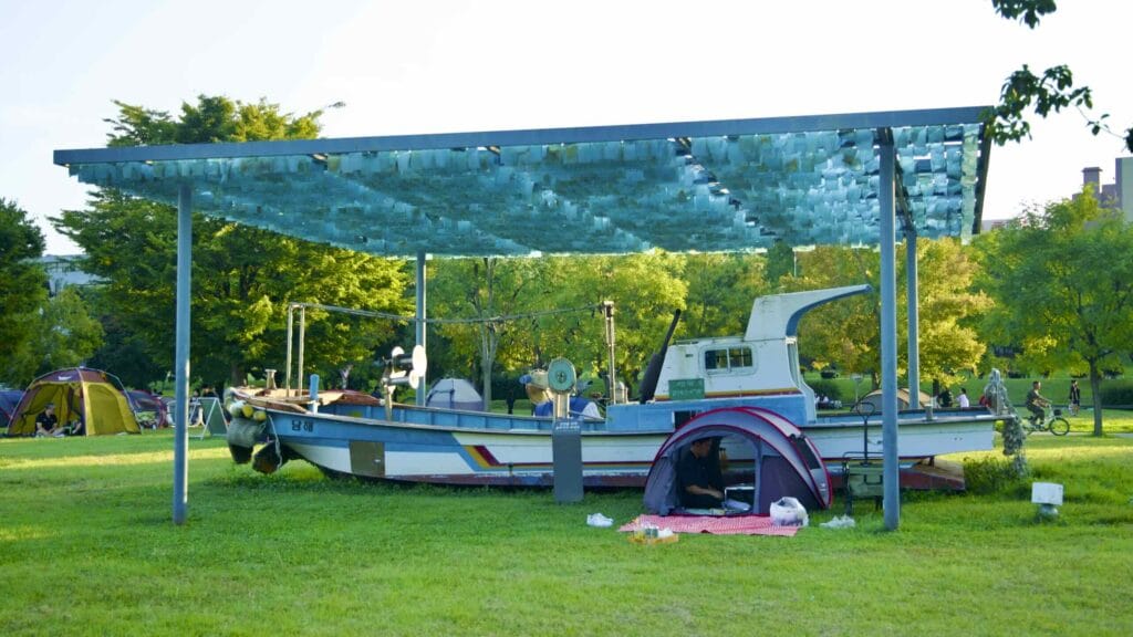 A picture of Hangang Art Park (한강예술공원) in Yeouido Hangang Park (여의도한강공원) in Seoul, South Korea.