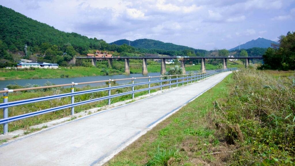 Hyangga Bridge