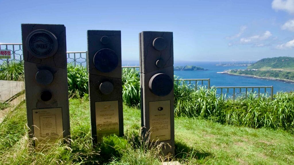 UNESCO Geopark plaques at Suwolbong overlook Chagwido and the west coast.