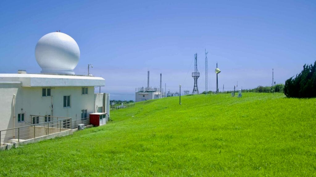 Twin radomes and masts at Suwolbong’s Gosan weather site.