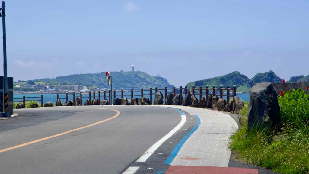 Bike lane curving toward Suwolbong and the radar dome.