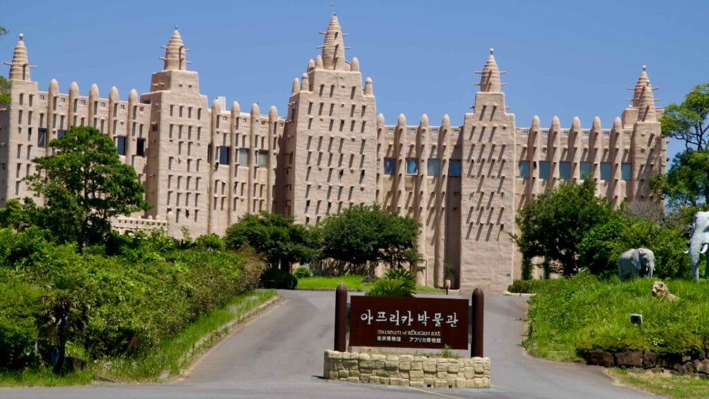 The Museum of African Art in Seogwipo features a facade styled after West African mud architecture.