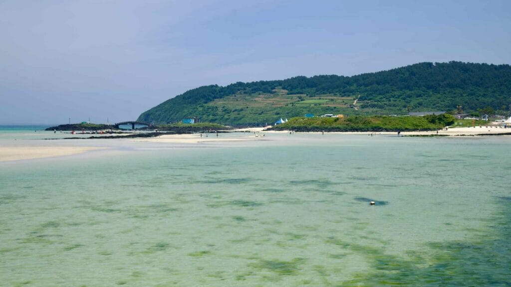Hamdeok Seoubong Beach’s lagoon.