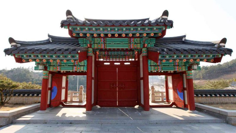 Nakdonggang-Bike-Path-Sangju-Gumi-Sangju-Ritual-Hall-Entrance-Reverse